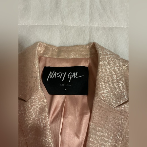 Nasty Gal Elegant Women's Blazer in Shimmering Peach - Picture 5 of 6